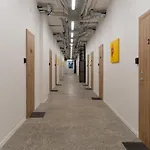 Air Apartment 201