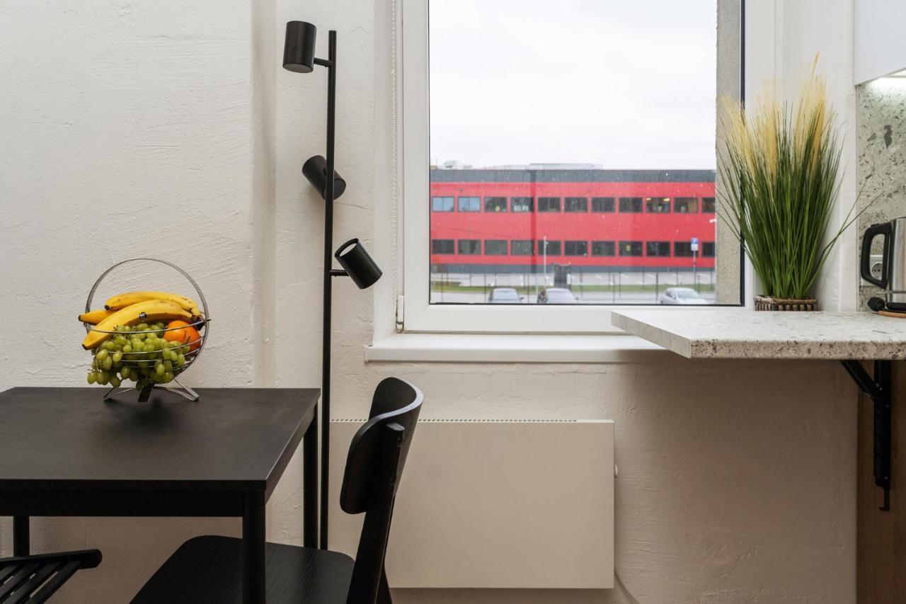 Air 201 Apartment